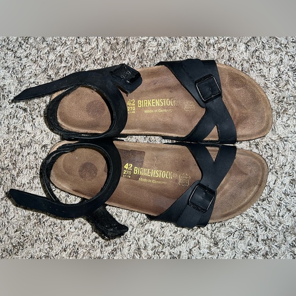 Birkenstock women’s sandals size 11 or euro 42 - Picture 2 of 2